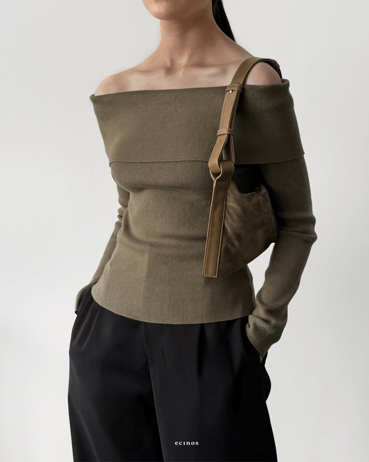 ECINOS - HR Off Shoulder Knit Top