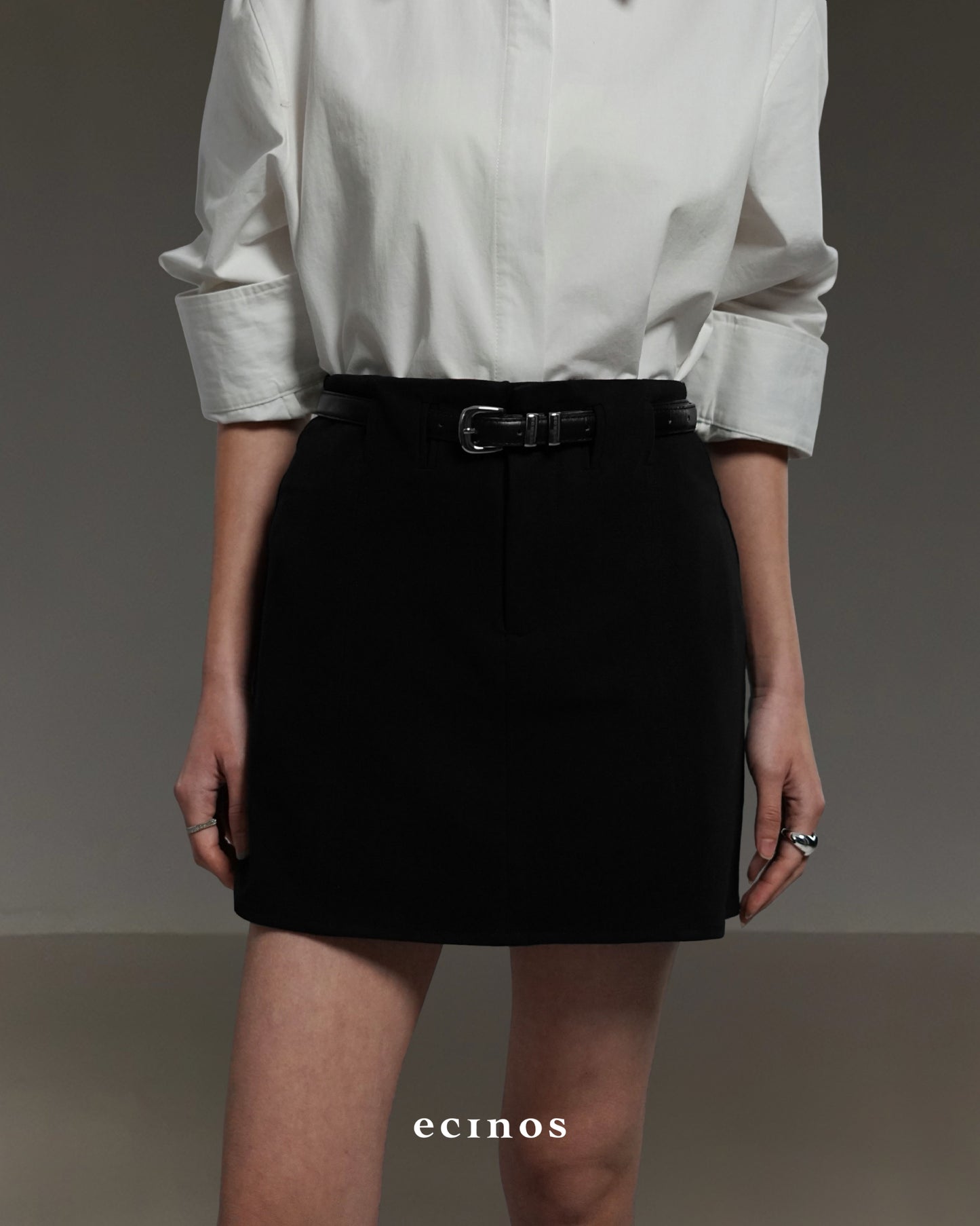 ECINOS - Tailored Wool Mini Skort