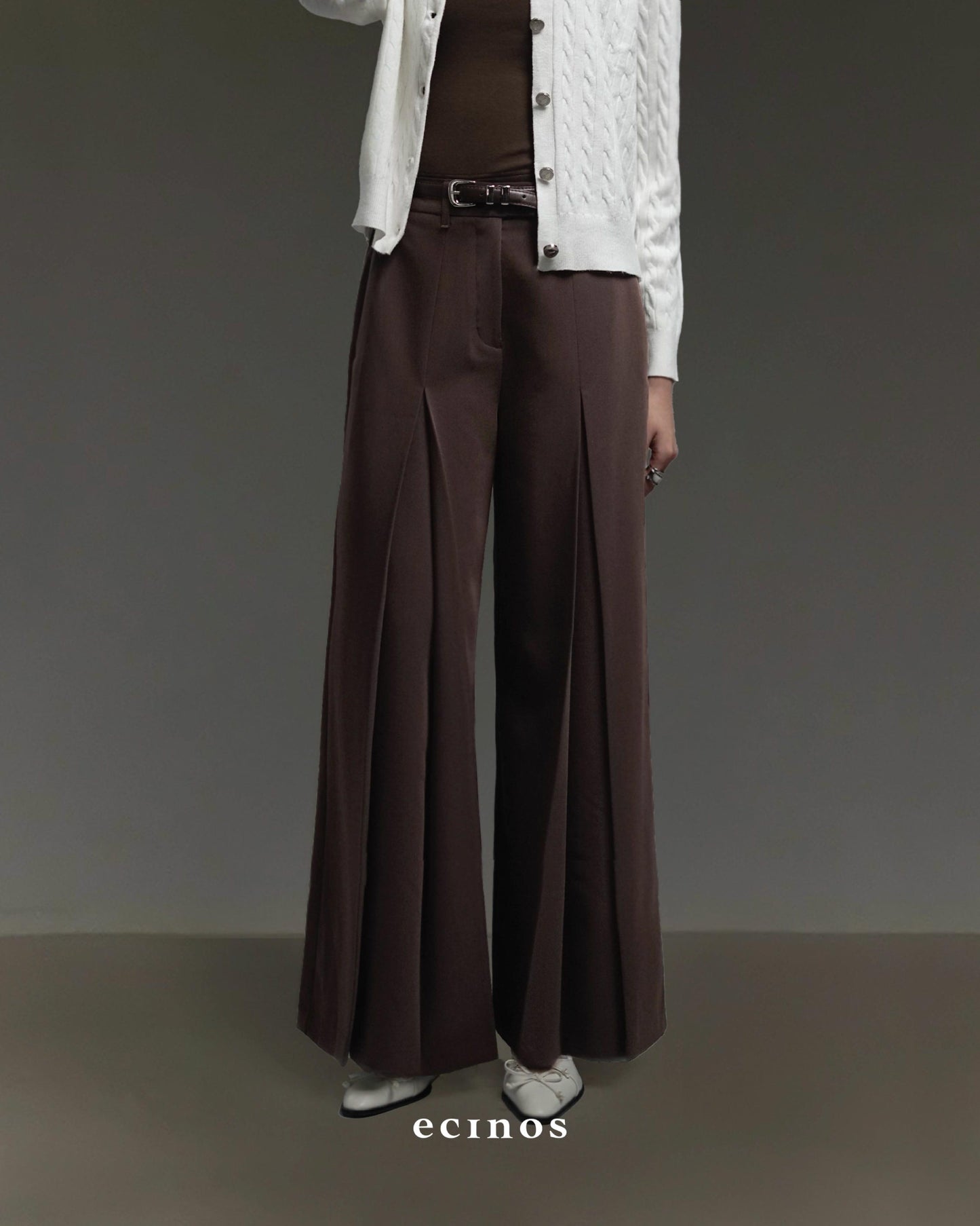 ECINOS - Rowan Pleated Wide Leg Trousers