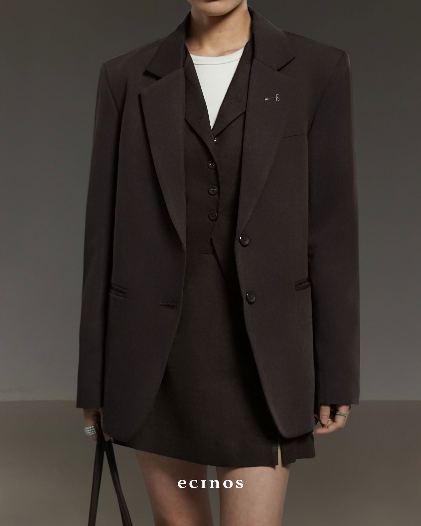 ECINOS - Tailored Oversized Blazer