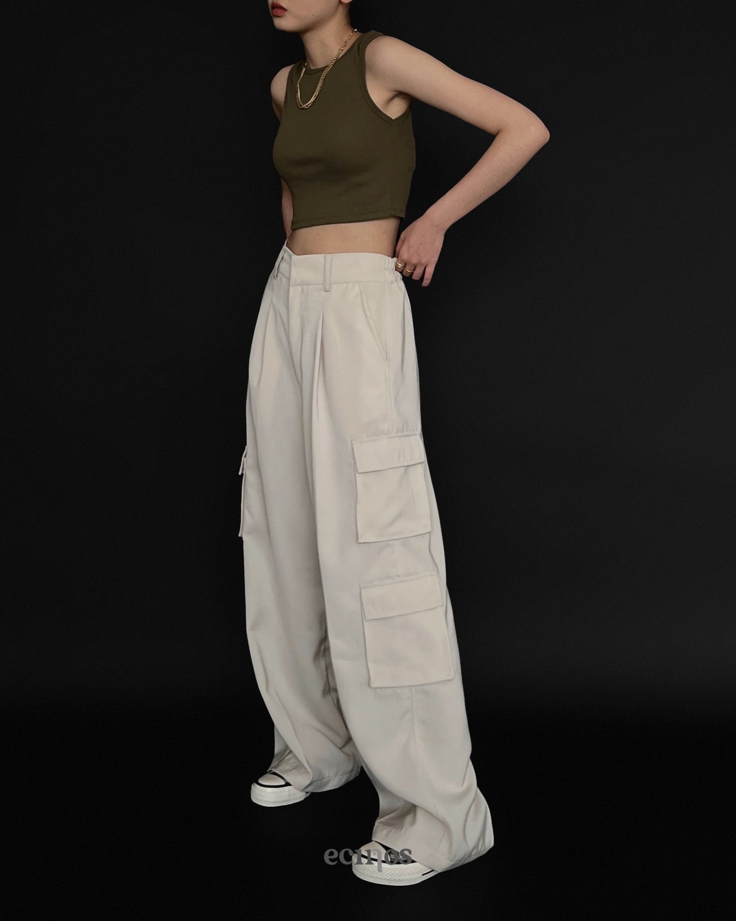 ECINOS - Darkest Cargo Pants