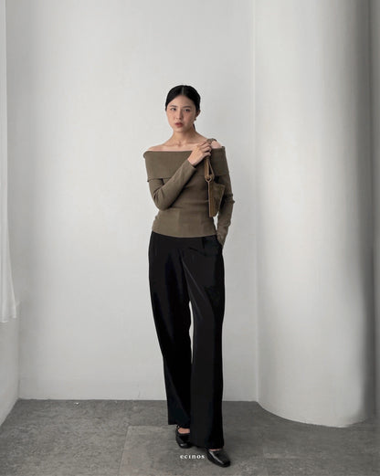 ECINOS - HR Off Shoulder Knit Top