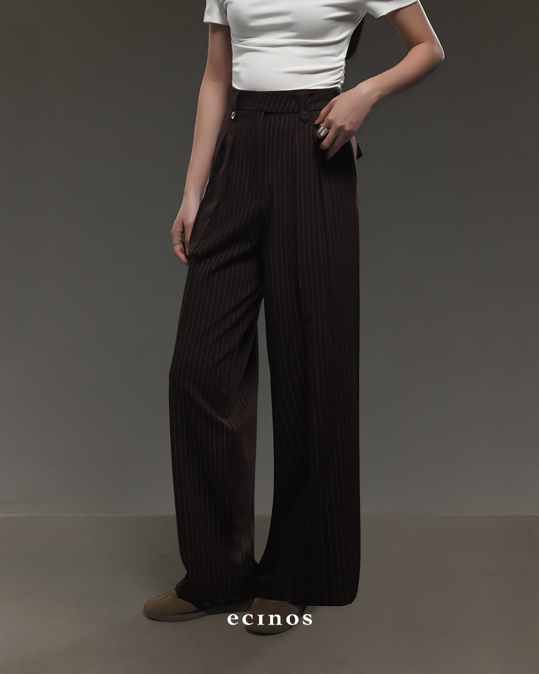 ECINOS - Harper Pleated Straight Trousers