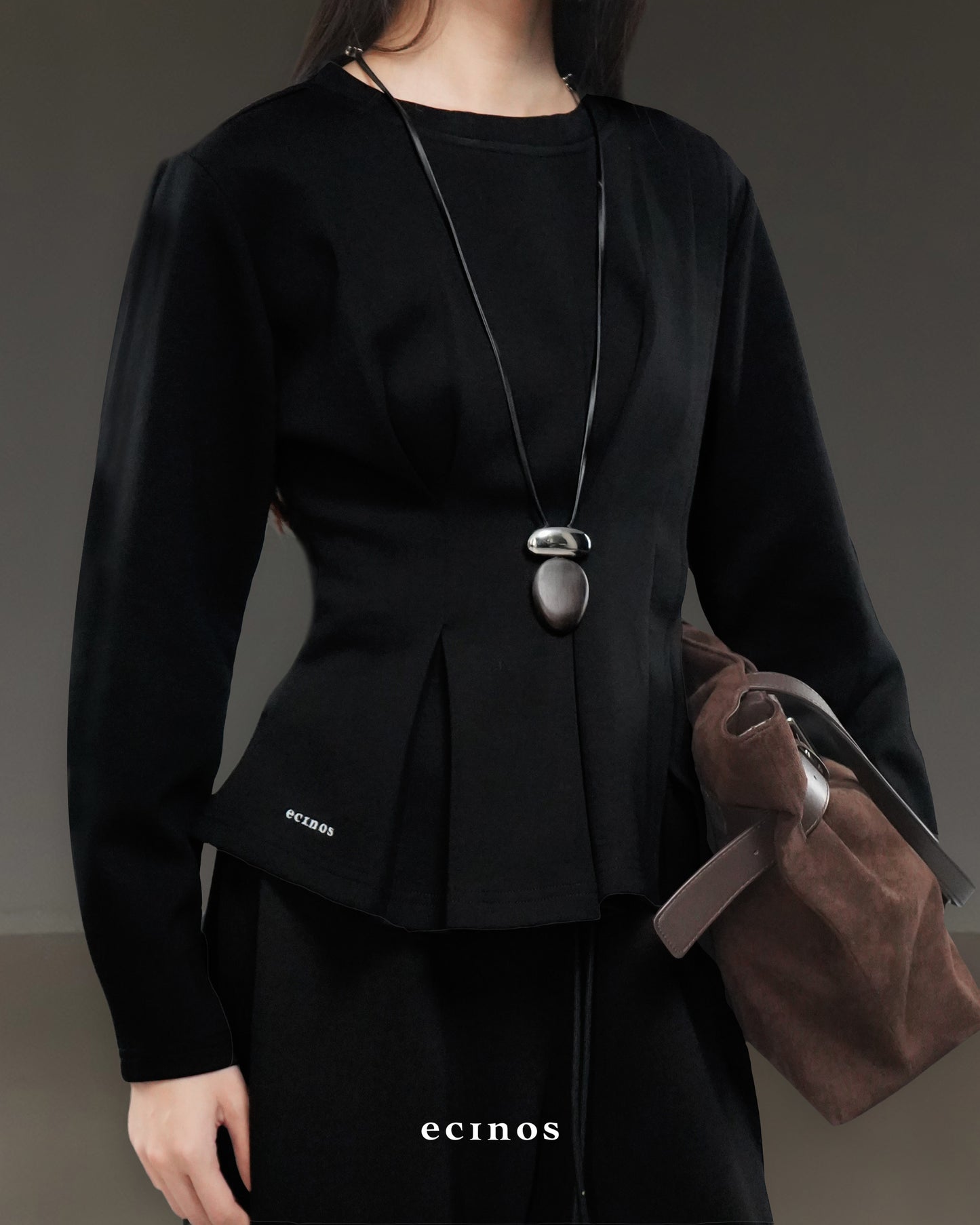 ECINOS - Serena Pleated Top