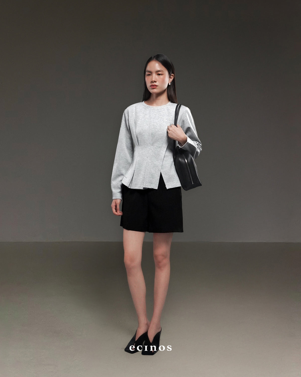 ECINOS - Serena Pleated Top