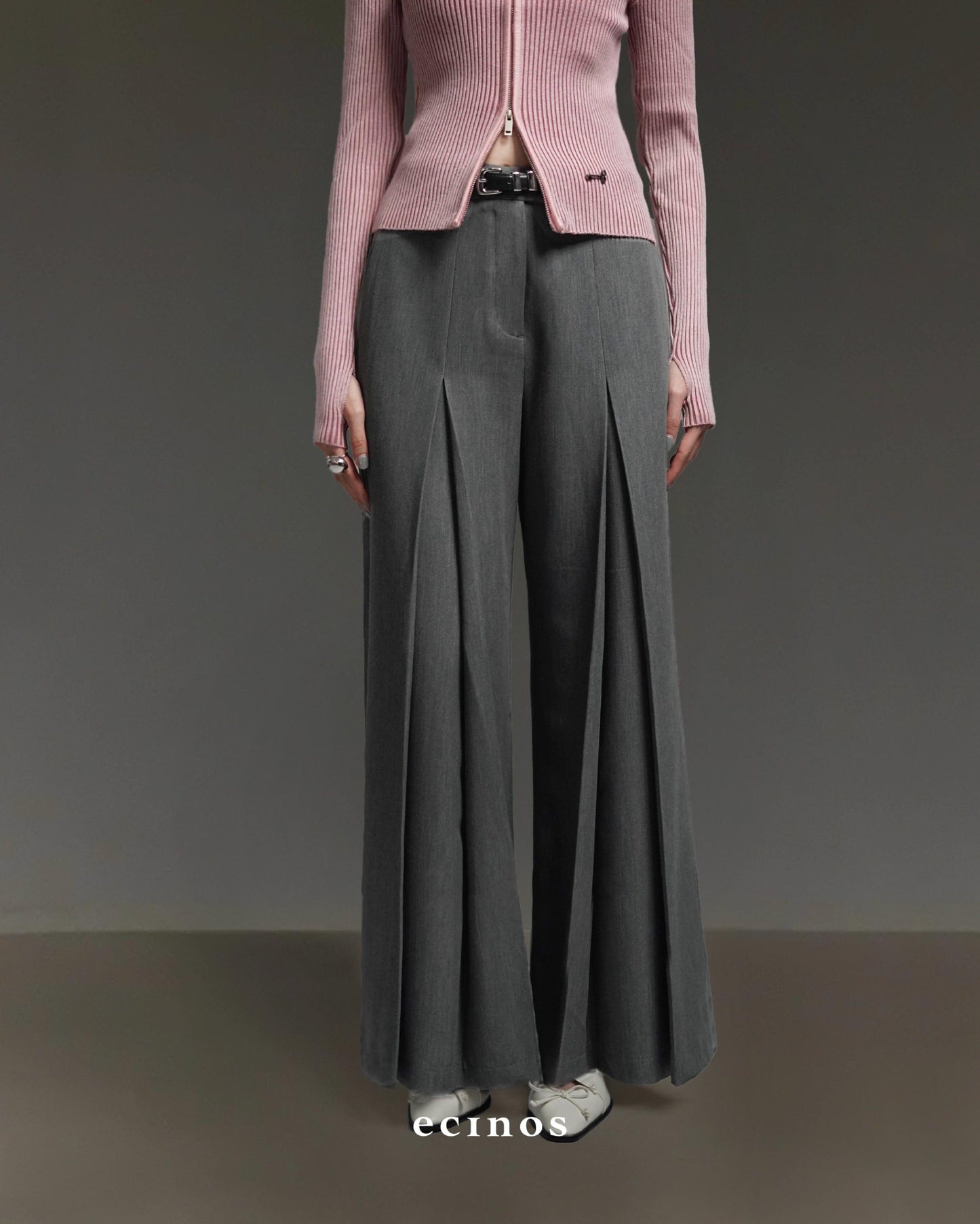 ECINOS - Rowan Pleated Wide Leg Trousers