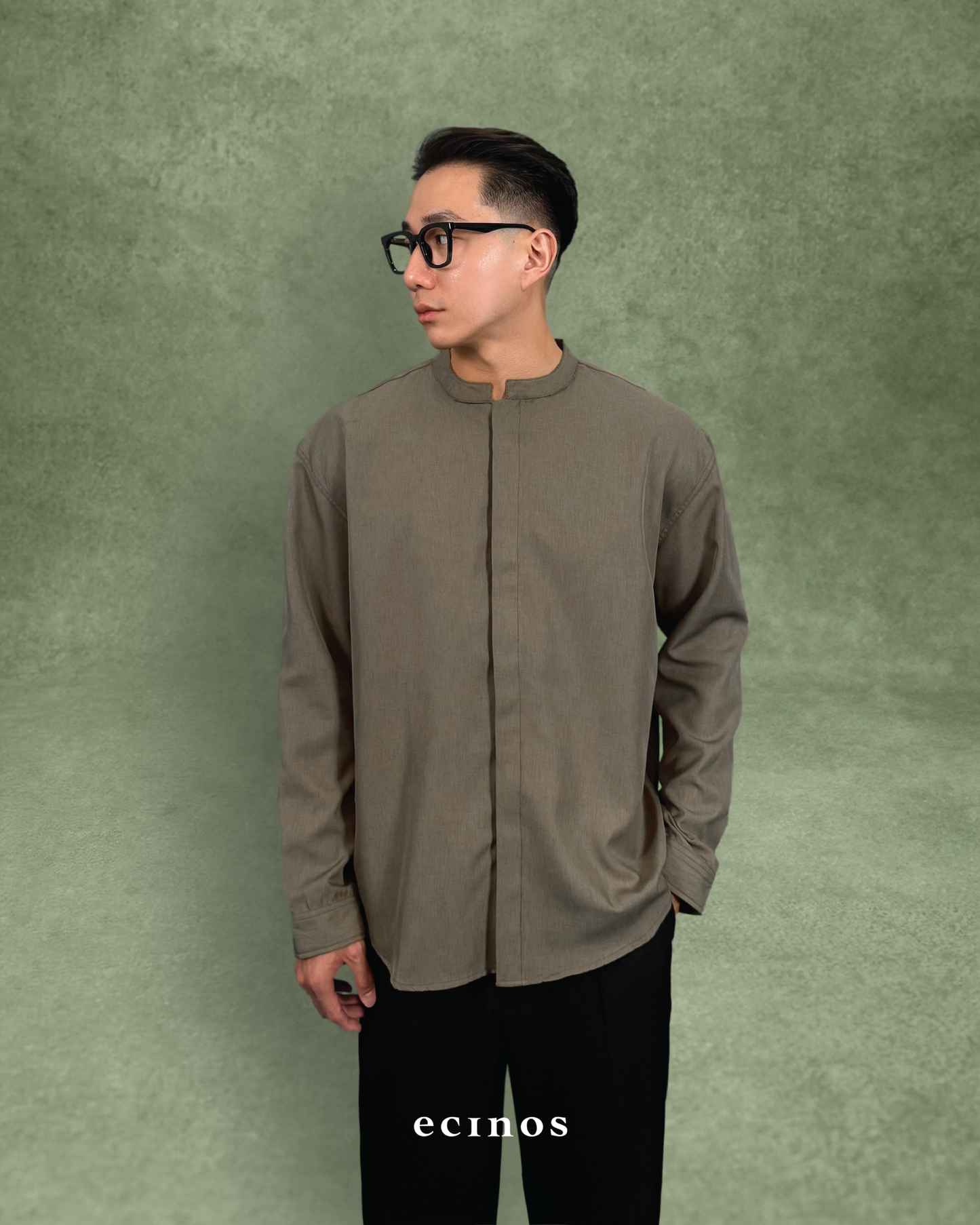 ECINOS Man - Square Collar Shirt
